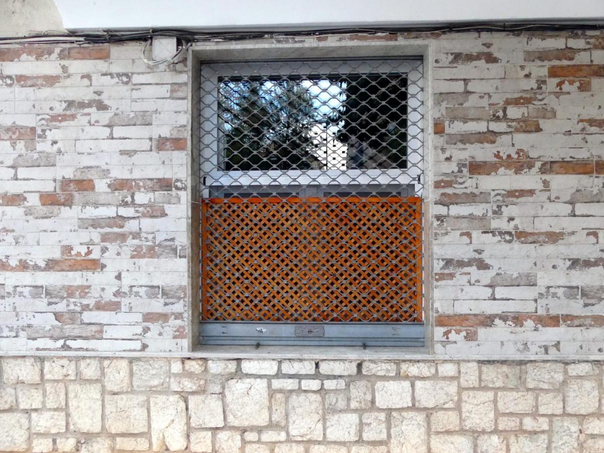 Encantador bajo en Málaga Exterior foto